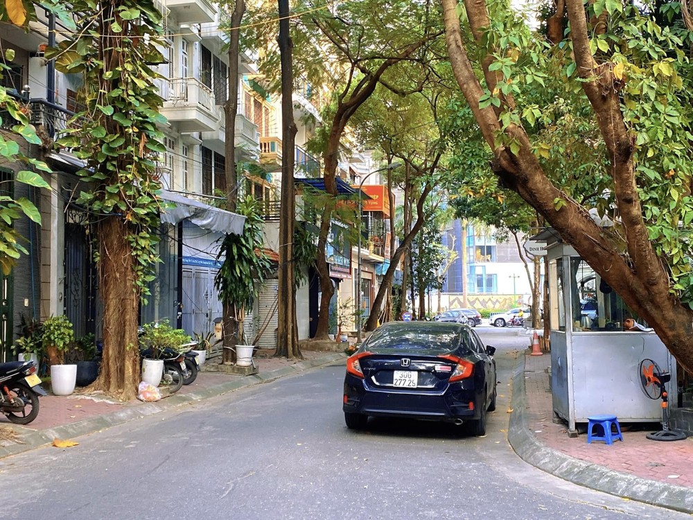 Phân lô Trung Yên, xe con hạn chế kinh doanh, 100m, mt 5m, 28 Tỷ