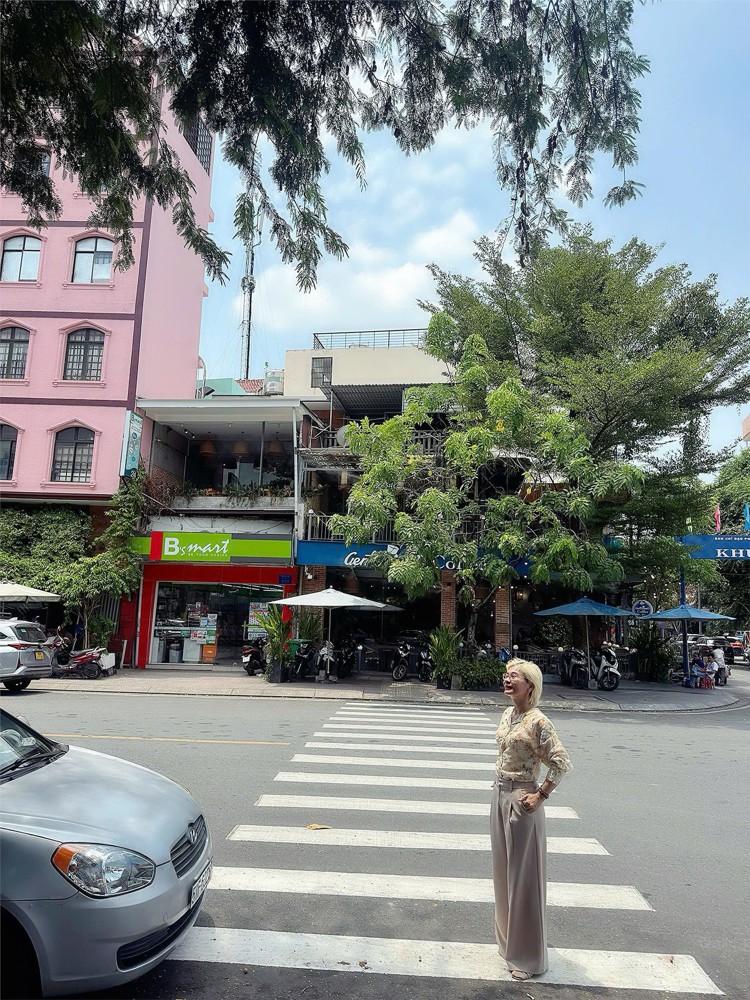 CHÍNH CHỦ MỘT ĐỜI CHƯA QUA ĐẦU TƯ - GÓC 2 MẶT TIỀN ĐƯỜNG VĨNH HỘI & ĐƯỜNG SỐ 48 - KHU THỂ THAO QUẬN