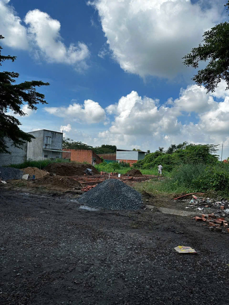 CẦN BÁN ĐẤT NỀN Chợ Rạch Kiền Tại Đường Đinh Đức Thiện, Xã Long Hòa, Huyện Cần Đước, Long An