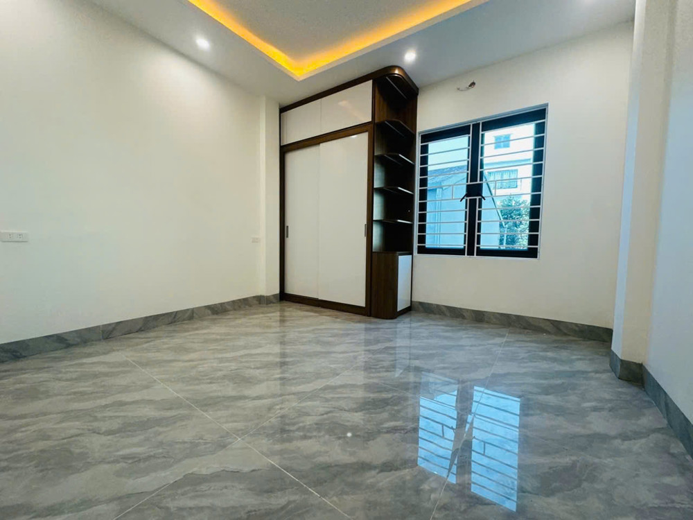 BÁN NHÀ LAI XÁ 38M - OTO ĐỖ GẦN, VÀI BƯỚC RA OTO TRÁNH - NHỈNH 6 TỶ