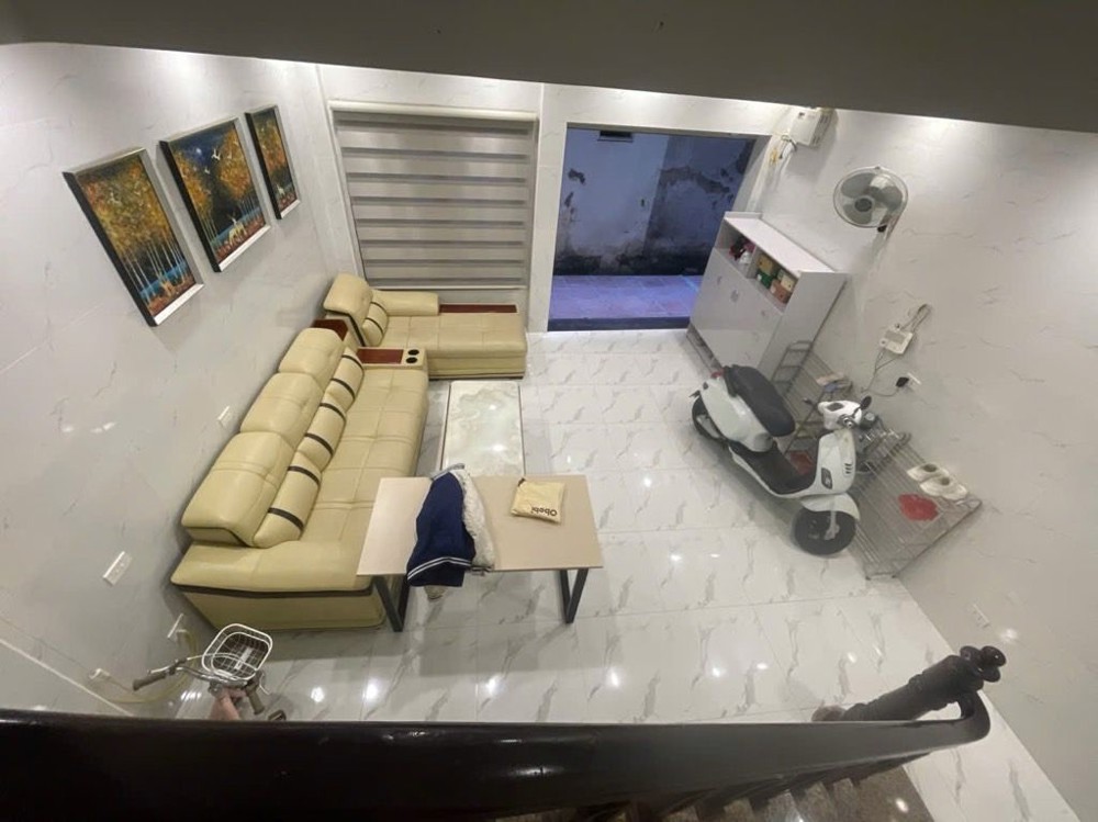 CỰC HIẾM DƯƠNG QUẢNG HÀM - NHÀ ĐẸP - GẦN Ô TÔ – THÔNG SANG PHỐ NGUYỄN VĂN HUYÊN_30/32M2