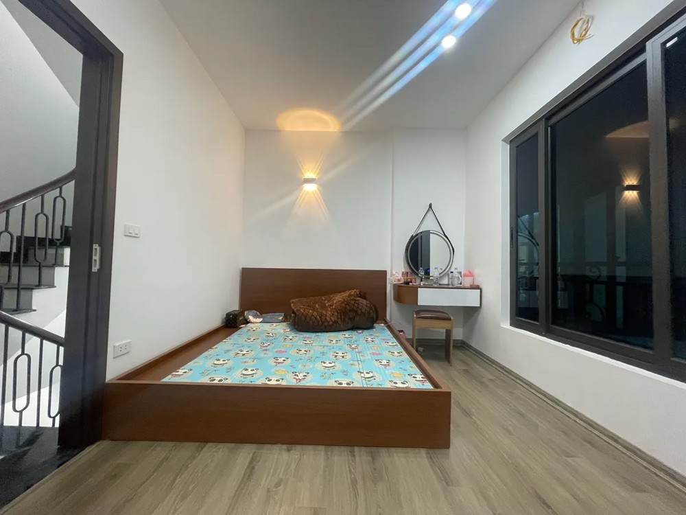 Bán Nhà Hòa Bình 31/39m2. 5 tầng. mặt tiền 3.8m. giá 8.5 Tỷ Đống Đa Hà Nội