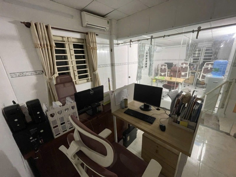 Bán nhà 2 tầng đường 135, Phước Long A, Q.9, TP HCM. DT 85m2, 3PN, SH, 8.9 tỷ