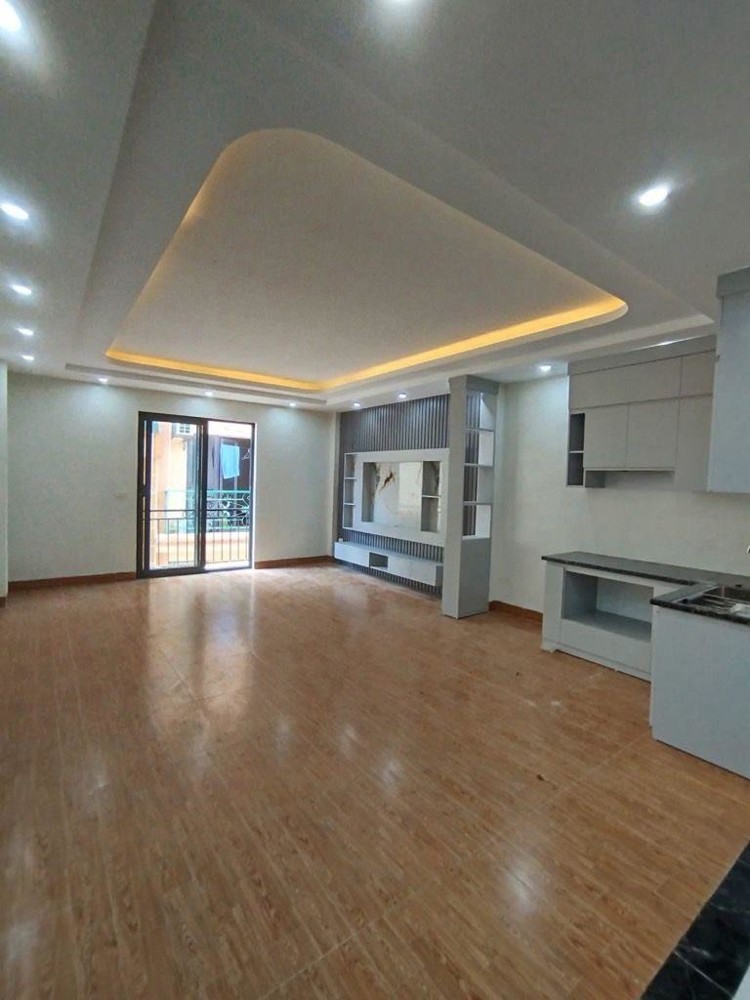 HÀ TRÌ 5 TẦNG THANG MÁY LÔ GÓC 45M2 CHỈ 9 TỶ