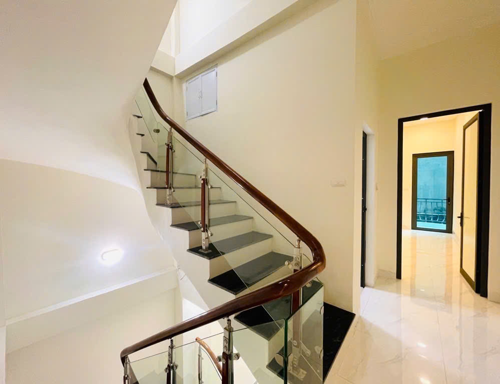 Bán nhà phân lô quân đội Tô Vĩnh Diện, Ô tô tránh 15m - 2 thoáng vĩnh viễn - 60m 4 tầng giá 15,6 tỷ