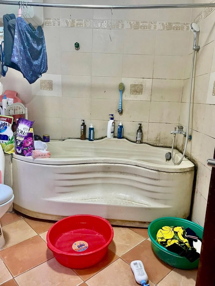 Bán Nhà Huỳnh Thúc Kháng 33/45m2. 5 tầng. mặt tiền 4m. giá 16.5 tỷ Đống Đa Hà Nội