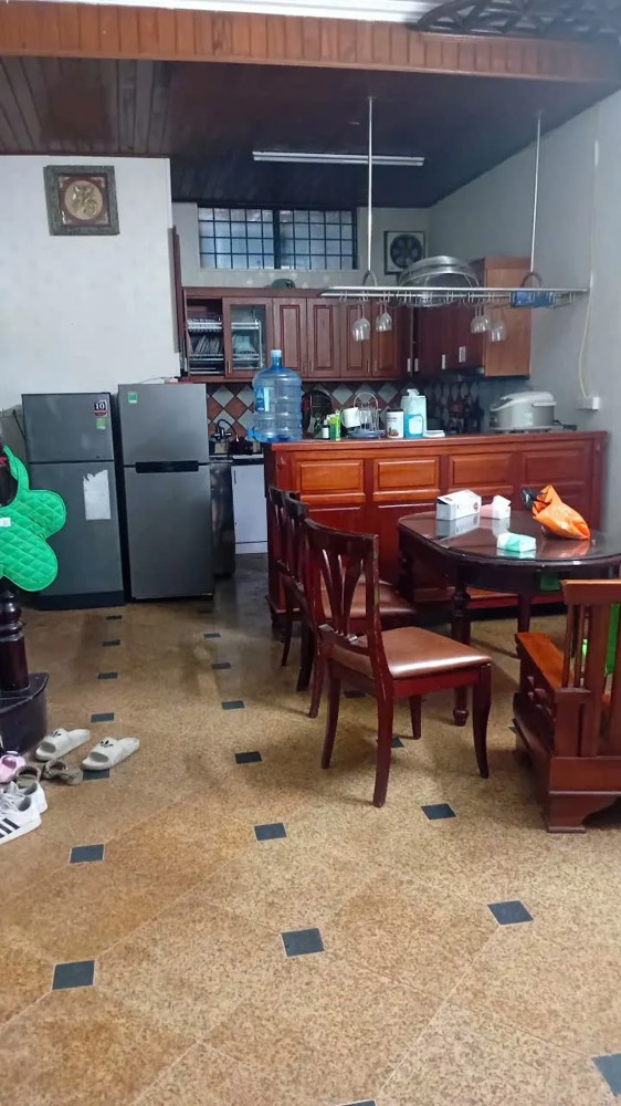 Bán Nhà Thái Hà 65m2. 4 tầng. mặt tiền 5.5m. giá 18.2 tỷ Đống Đa Hà