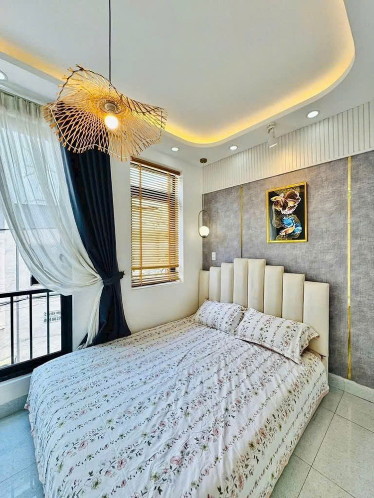 L1581 ⭐️ Giảm 100tr! sát chợ Thạch Đà, SHR, Vuông, HXH, 3 tầng, 4.1x6m, 3.x tỷ