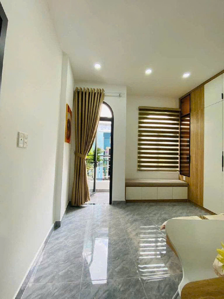 L1583 ⭐️ sát UBND phường Gò Vấp, SHR, Vuông, 3 tầng, 4x8m, 4.x tỷ