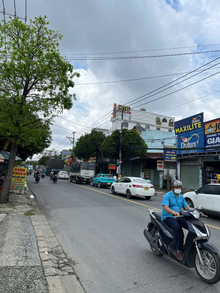 NHÀ  (17x40) MẶT TIỀN LÊ VĂN KHƯƠNG, THỚI AN, Q12 - DIỆN TÍCH LỚN – FULL THỔ CƯ