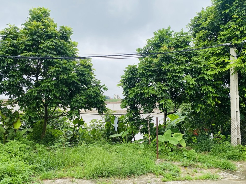 Đất Ngọc Thuỵ 102m, lô góc, oto tránh, view sông giá chỉ nhỉnh 8 tỷ còn tl