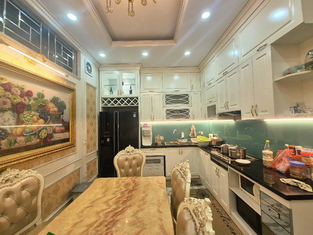 Bán tt tại trung tâm Hà Nội đầy đủ tiện ích ô tô cửa