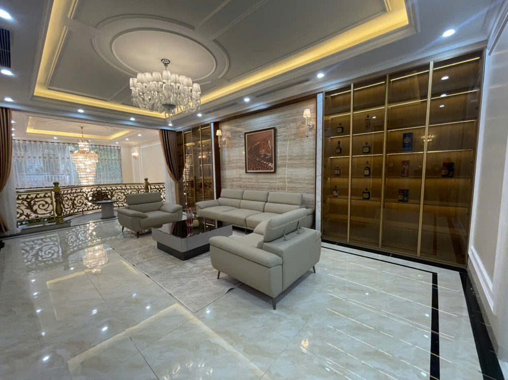 HIẾM ! Bán nhà khu 918 Phúc Đồng 82m x 7T thang máy, gara oto 4 cái, khu phân lô, dân trí, ở sướng