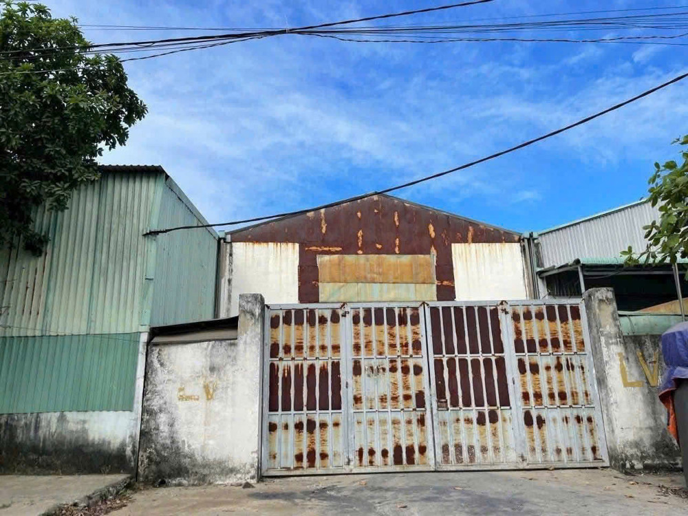 BÁN NHÀ XƯỞNG (10x40) TÂN HIỆP, HÓC MÔN  GIÁ NGỘP RẺ NHẤT KHU VỰC