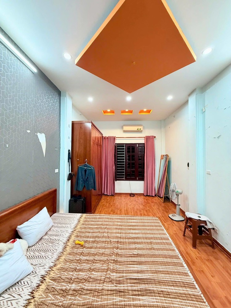 Nhà Phố Trường Chinh-40m*5tầng-Ngõ thông ô tô- Kinh doanh- Giá 16,7 tỷ