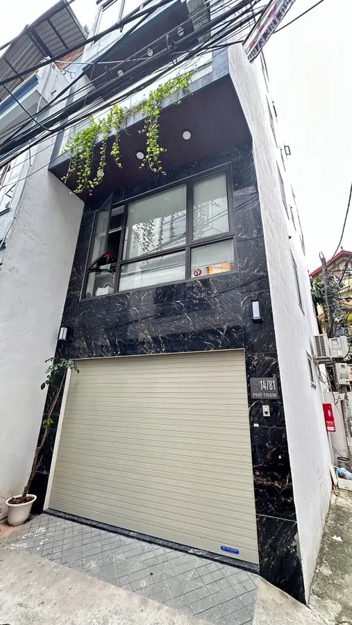 BÁN NHÀ RIÊNG Ô TÔ ĐỖ CỬA- VÀO NHÀ Phố Trạm 50m2 X 6 Tầng12.8 Tỷ Long Biên