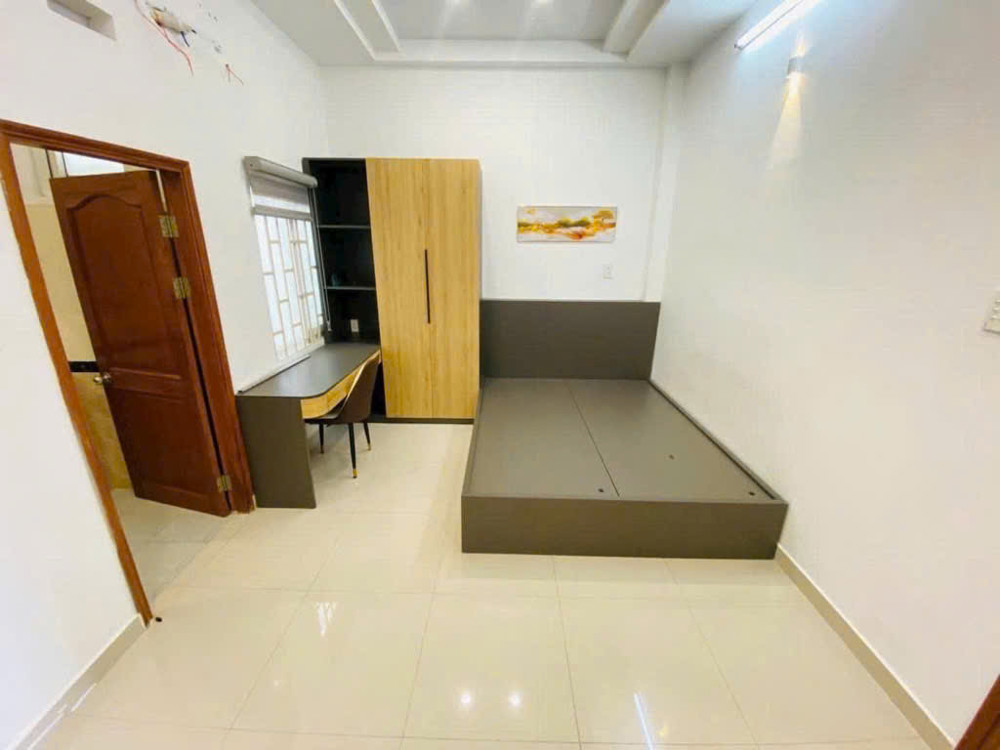 Nhà xinh hẻm Thạnh Xuân 40, Q.12: 66m2, 3 tầng, 4 phòng ngủ, sổ hồng riêng, giá chỉ 4.6 tỷ - Cơ hội