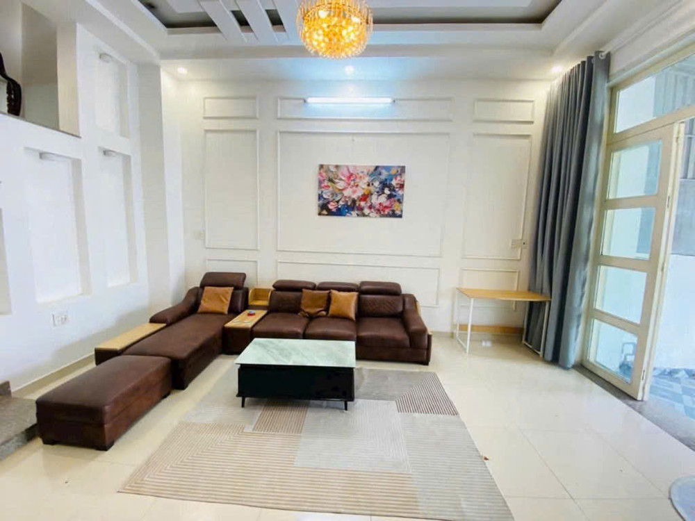 Nhà xinh hẻm Thạnh Xuân 40, Q.12: 66m2, 3 tầng, 4 phòng ngủ, sổ hồng riêng, giá chỉ 4.6 tỷ - Cơ hội