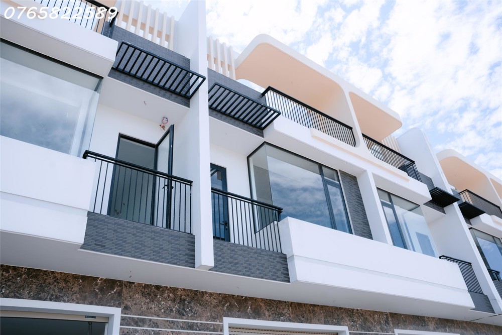 BÁN NHÀ KHU NHÀ Ở HẢI ĐĂNG – VỊ TRÍ GẦN BIỂN – NGAY VÒNG XOAY QL51B