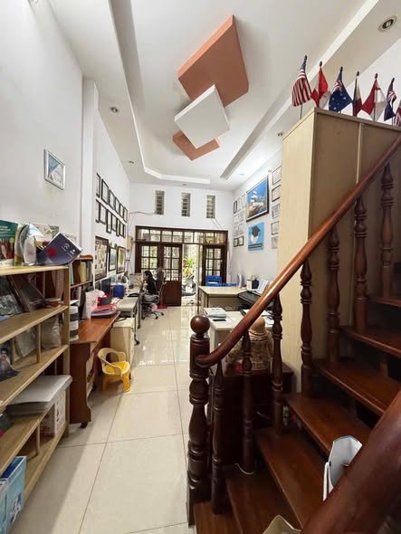 Nhà Đường Hoàng Văn Thụ Phường 4 Tân Bình  Cũ