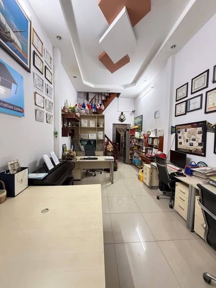 Nhà Đường Hoàng Văn Thụ Phường 4 Tân Bình  Cũ