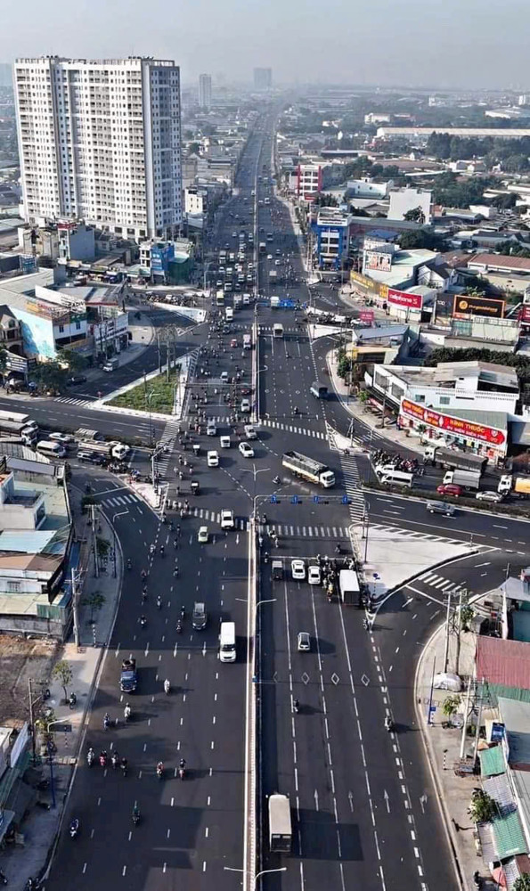 NHÀ 3 TẦNG TRỤC CHÍNH KDC PHÚ HỒNG ĐẠT, THUẬN AN – DIỆN TÍCH 60M² – GIÁ 4.55 TỶ