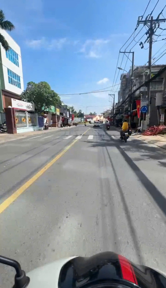 CỰC HIẾM! ĐẤT (9x40) MẶT TIỀN LÝ THƯỜNG KIỆT NGAY VÒNG XOAY HÓC MÔN