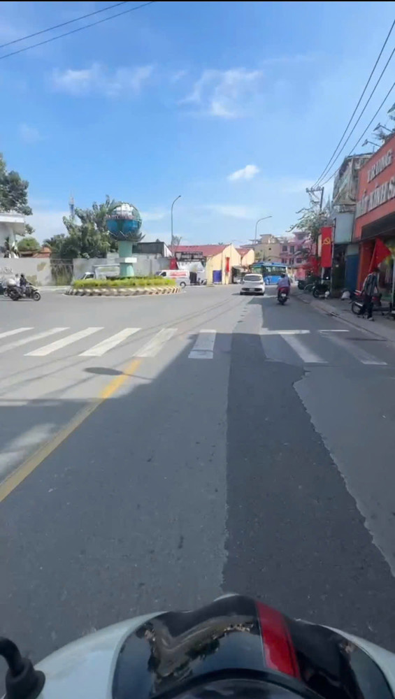 MẶT TIỀN VÀNG (8.82x28) – TRUNG TÂM THỊ TRẤN HÓC MÔN 
GIẢM SỐC 3,5 TỶ