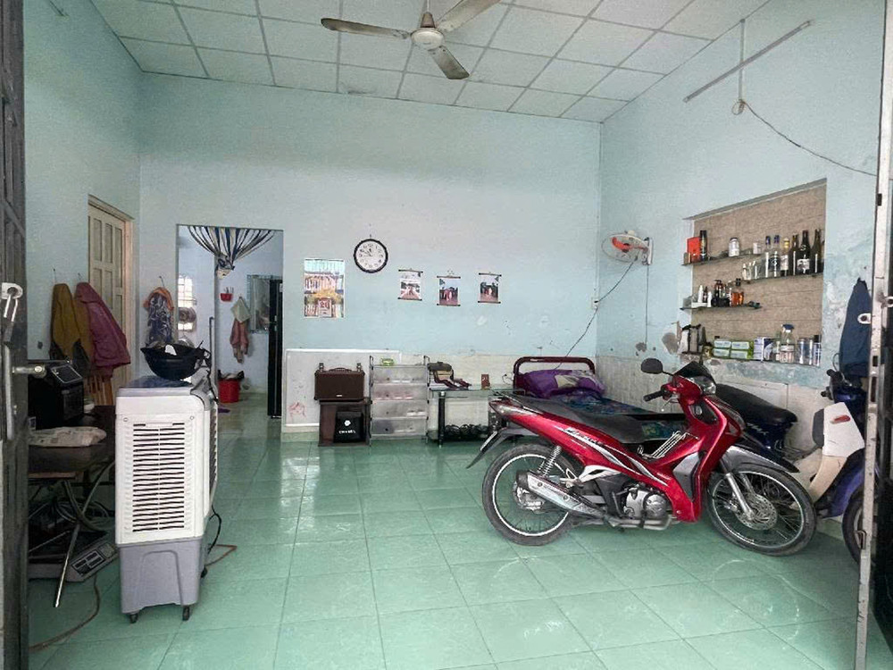 L1594 ⭐️ Giảm 100tr! sát UBND Phường Tân Tạo, SHR, Vuông, 8x11m, 3.x tỷ