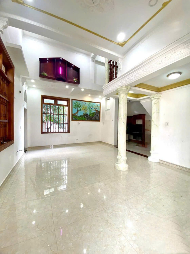 L1596 ⭐⭐ Nhà Vườn Mặt Tiền Thạnh Xuân 40, Shr, Nở Hậu, Hxh, 2 Tầng, 6.5X31m, 9.X Tỷ