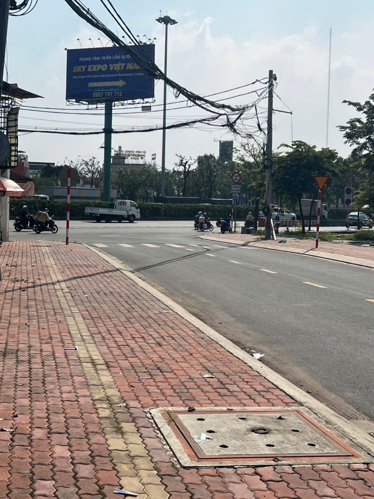 XƯỞNG MAY MẶT TIỀN ĐƯỜNG D4, Q12 - DÒNG TIỀN KHỦNG – VỊ TRÍ VÀNG KHU TRUNG MỸ TÂY!