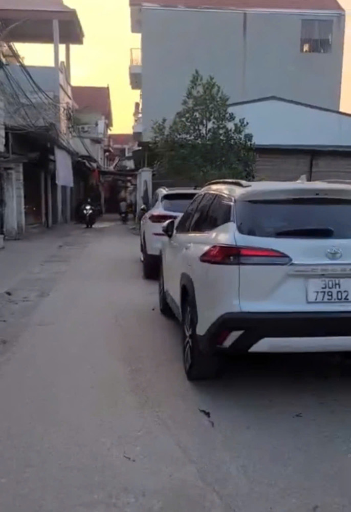 CC CẦN BÁN LÔ ĐẤT Ở ĐỨC THƯỢNG. HOÀI ĐỨC .HÀ NỘI.
42M NGÕ NÔNG GẦN Ô TÔ TRÁNH .
GIÁ  CHỈ NHỈNH 3X