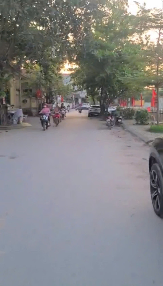 CC CẦN BÁN LÔ ĐẤT Ở ĐỨC THƯỢNG. HOÀI ĐỨC .HÀ NỘI.
42M NGÕ NÔNG GẦN Ô TÔ TRÁNH .
GIÁ  CHỈ NHỈNH 3X