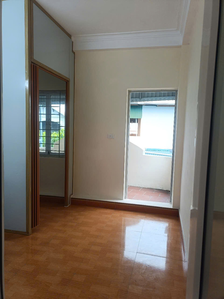 BÁN NHÀ 3 TẦNG CỔ BI, 34 M2 GIÁ CHỈ 4.35 TỶ, LH 0985865658