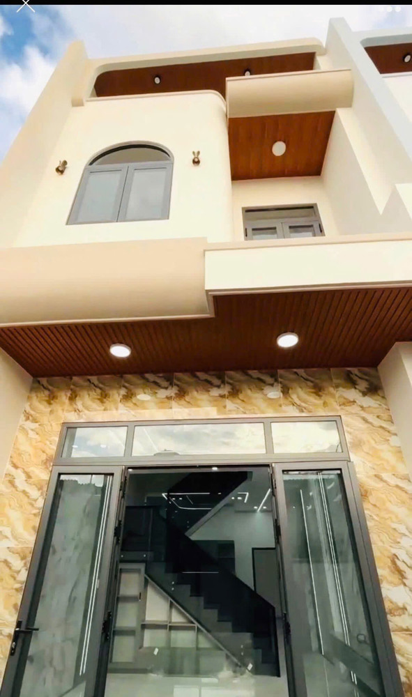 Bán nhà 2 Tầng P.Biên Hòa,SHR đường nhựa 2 xe hơi,gần TTTM AEON Mall