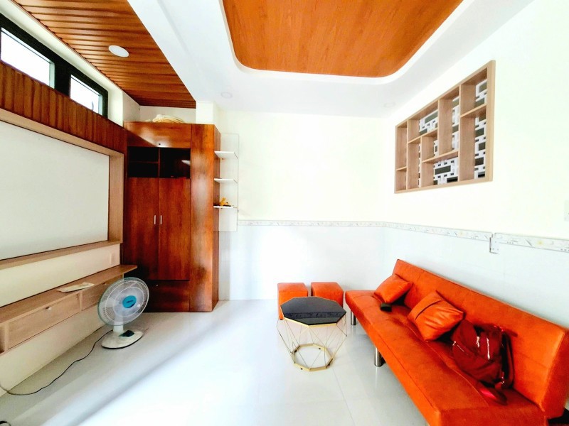 Chỉ 2.85 Tỷ Sát Tân Bình – 30M2 – 2 Tầng BTCT Mới Đẹp – Tặng Nội Thất