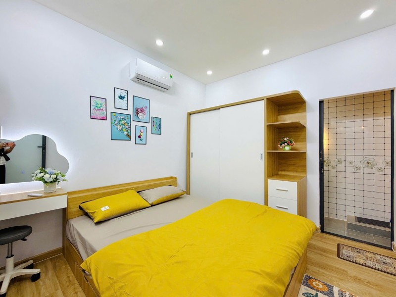 Chỉ 4,546 Tỷ – P.15, Tân Bình Nhà 2 Tầng Mới Đẹp – Hẻm Xe Hơi Sát Nhà