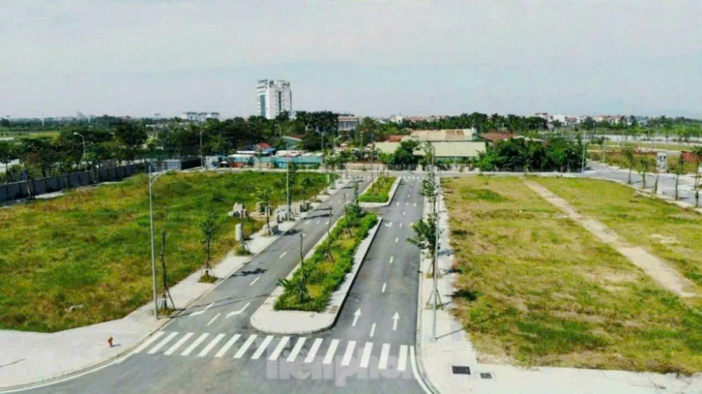 BÁN 180m2 – KHU TÁI ĐỊNH CƯ BỘ CÔNG AN, TIÊN DƯƠNG – ĐÔNG ANH 🔥

🏡 Lô LK 12-5 ( Lô Xẻ Khe) 