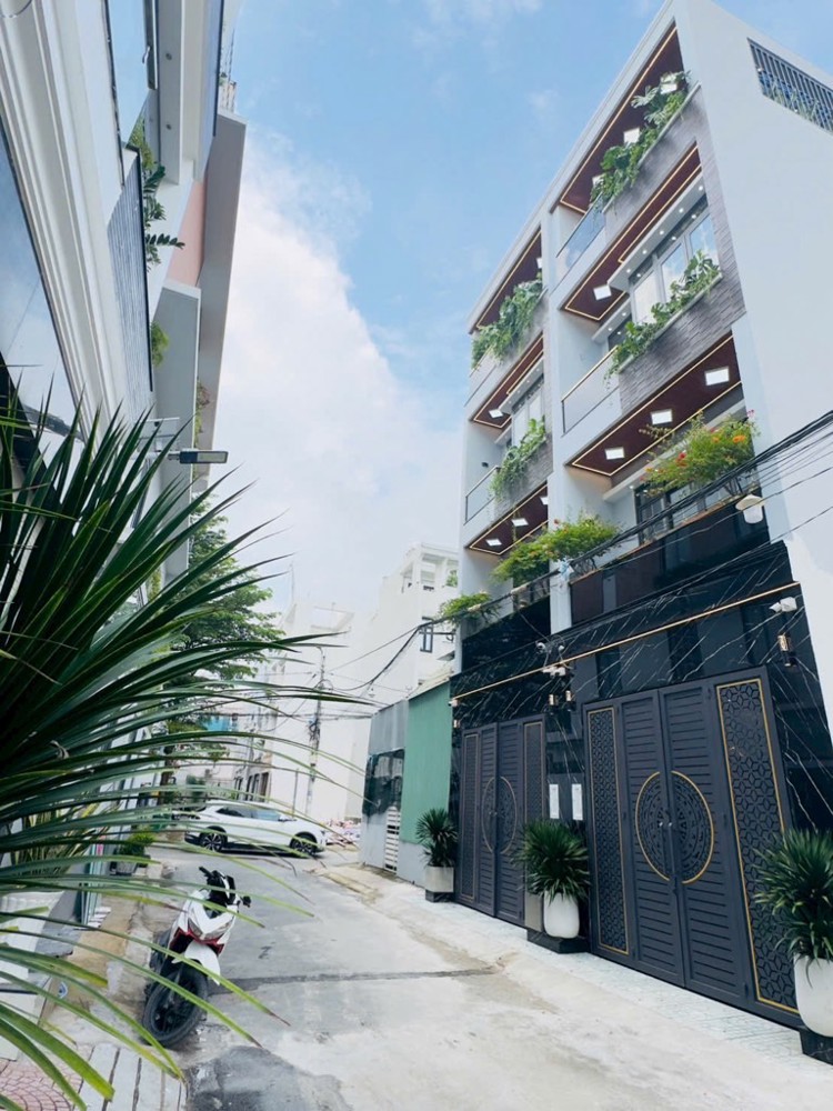 🔥 2) NHÀ 4 TẦNG MỚI XÂY – ĐIỆN THÔNG MINH LUMI – GIÁ 7.25 TỶ