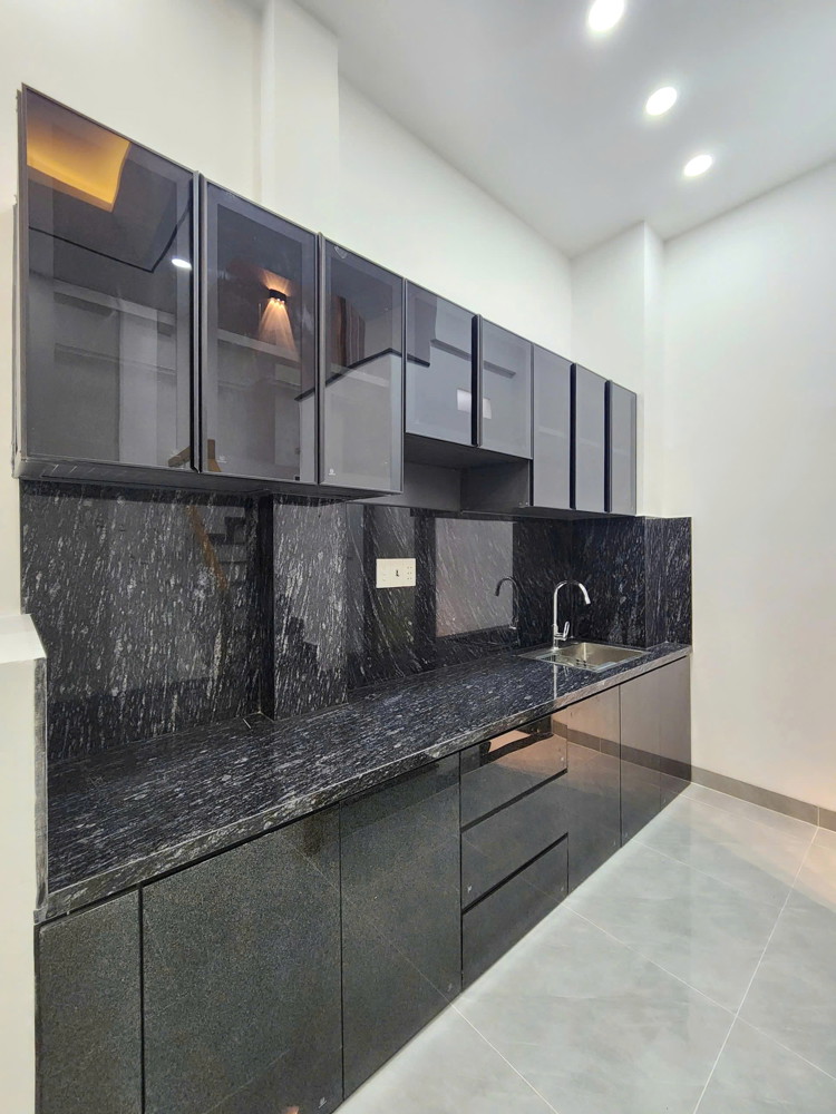 Nhà mới 2 lầu+ST hẻm xe Ford Dạ Nam P.Chánh Hưng P2Q8