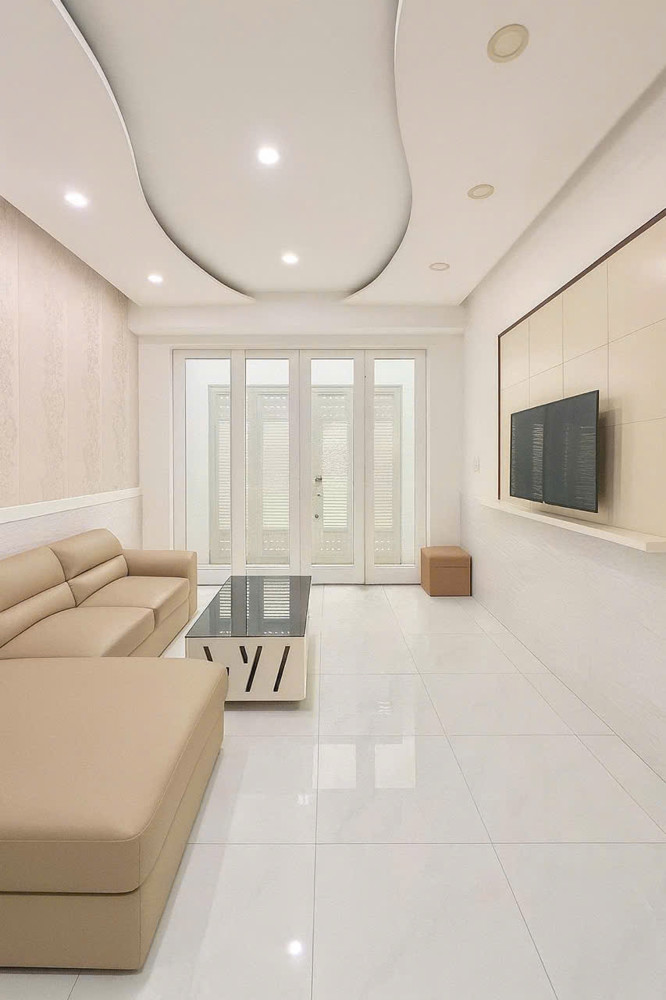 NHÀ ĐẸP P9 TÂN BÌNH – HXH 6M LẠC LONG QUÂN – 4 TẦNG – FULL NỘI THẤT SỊN – GIÁ 12.83 TỶ