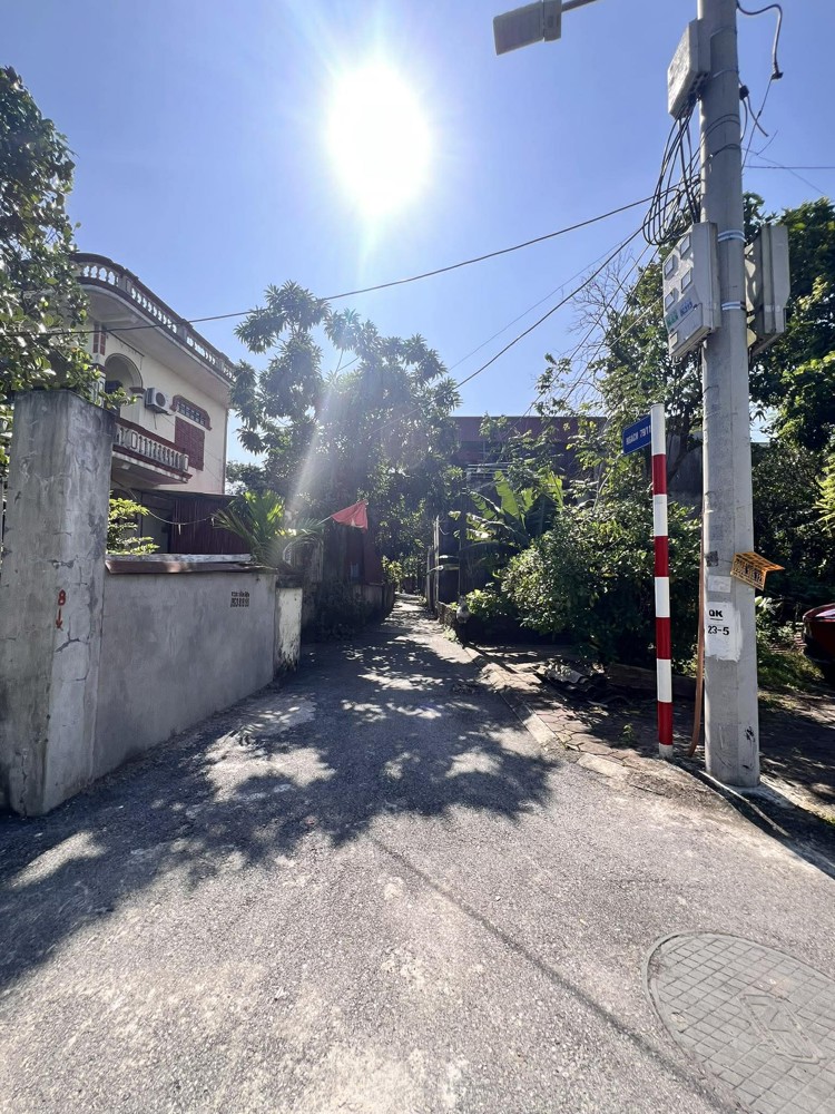 Chủ cần bán 69.5 m2 Dương Quang - Gia Lâm, giá chỉ 2.8 tỷ, lh 0985865658