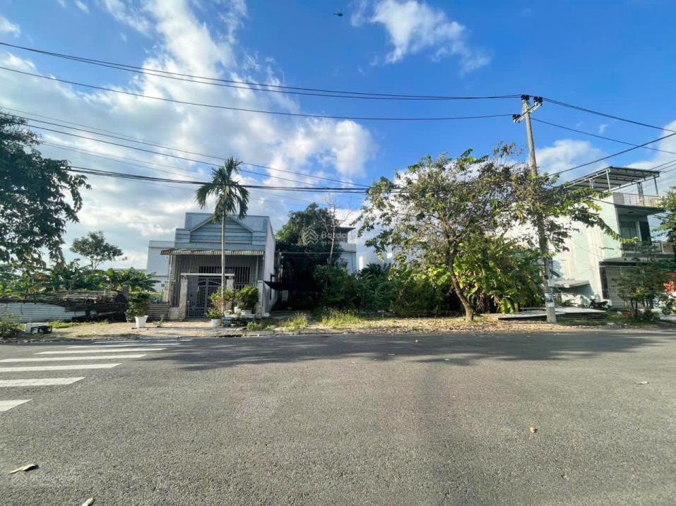 Bán đất thổ cư Hòa Hiệp 3, Liên Chiểu, Đà Nẵng. DT 90m2, giá 4.5 tỷ, sổ đỏ, hướng Đông Nam. LH: