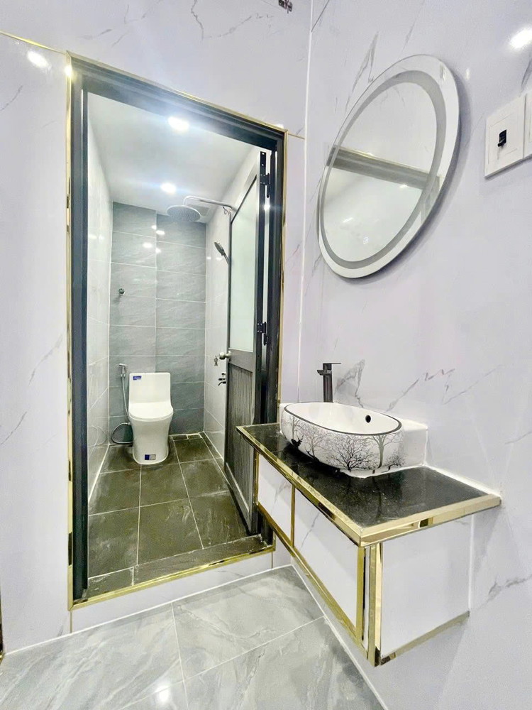 Nhà cách mặt tiền Đặng Chất 3 căn P.Chánh Hưng P2Q8