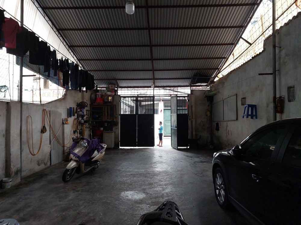 Bán Nhà Gia Thuỵ, 90M, Mặt Tiền 5.5M, Ôtô Tránh, Full Thổ Cư