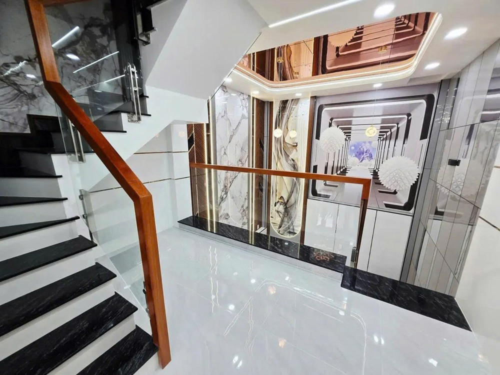 THIẾT KẾ ĐẸP FULL NỘI THẤT – LÊ VĂN QUỚI – HXH TRÁNH – 5 TẦNG MỚI – 44M² – NHỈNH 6 TỶ