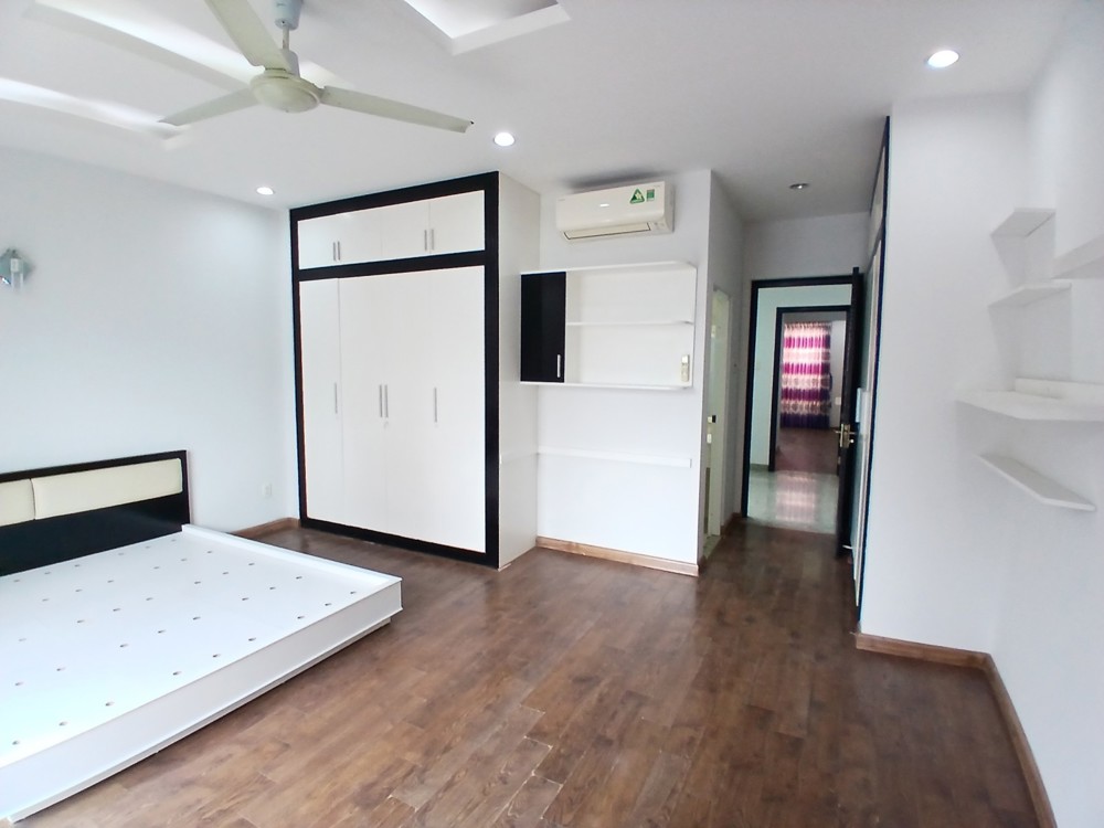 + HẺM XE TẢI – P.12 TÂN BÌNH – NỘI THẤT TIỀN TỶ CAO CẤP NHẬP KHẨU - DT 5m x 20m – 4 TẦNG BTCT