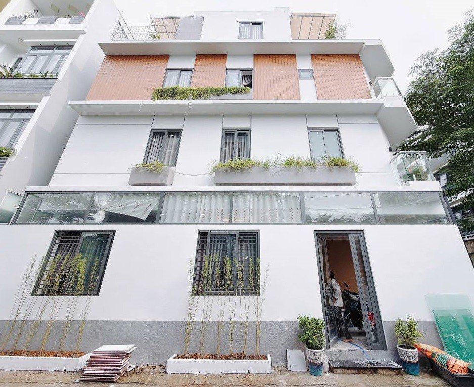 CĂN GÓC THE SUN – 4 TẦNG – SIÊU THOÁNG – 7.7 TỶ