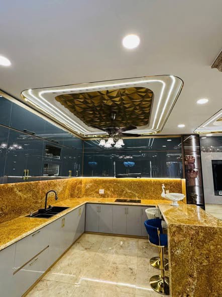 Nhà HXH Đường Bành Văn Trân Phường 7 Tân Bình Cũ