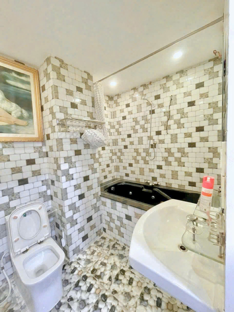 L1602 ⭐️ CHDV 15P sát Dương Quảng Hàm 70tr/th, SHR, Vuông, HXT né, 5 tầng, 7x15m, 1x tỷ